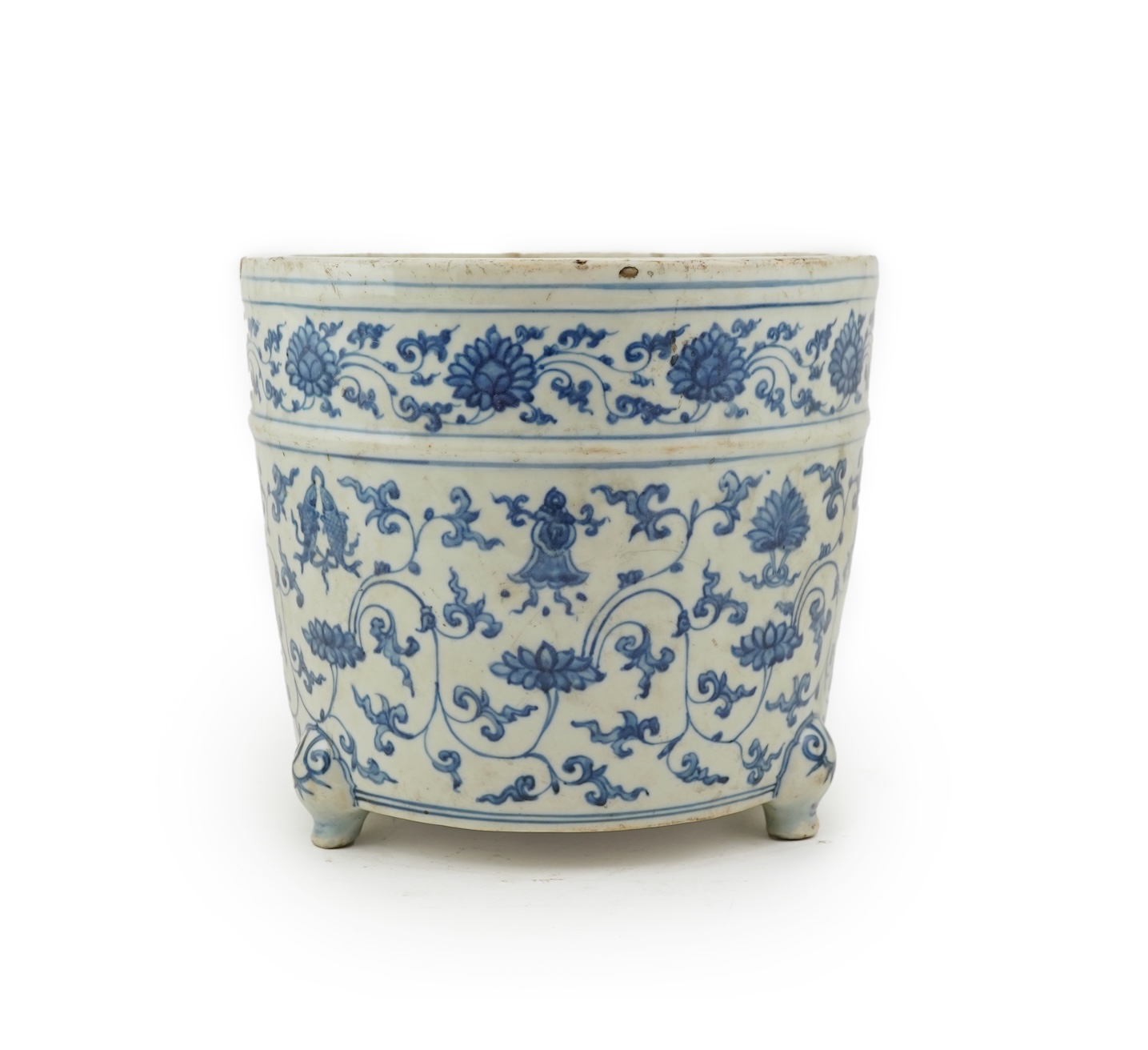 A large Chinese blue and white tripod censer, Ming Dynasty, 16th century